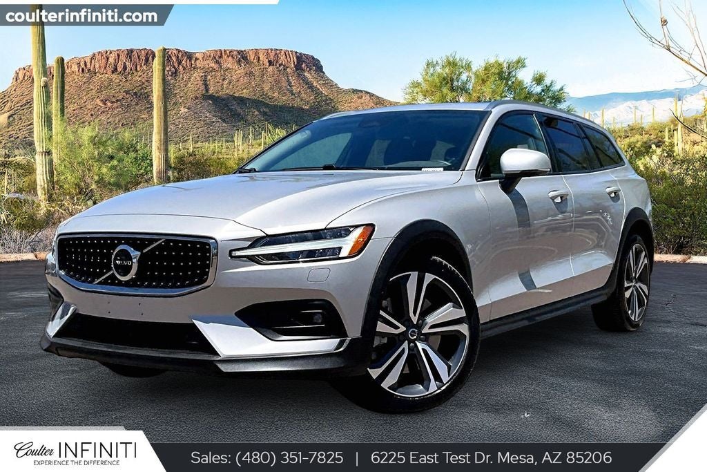2025 Volvo V60 Cross Country